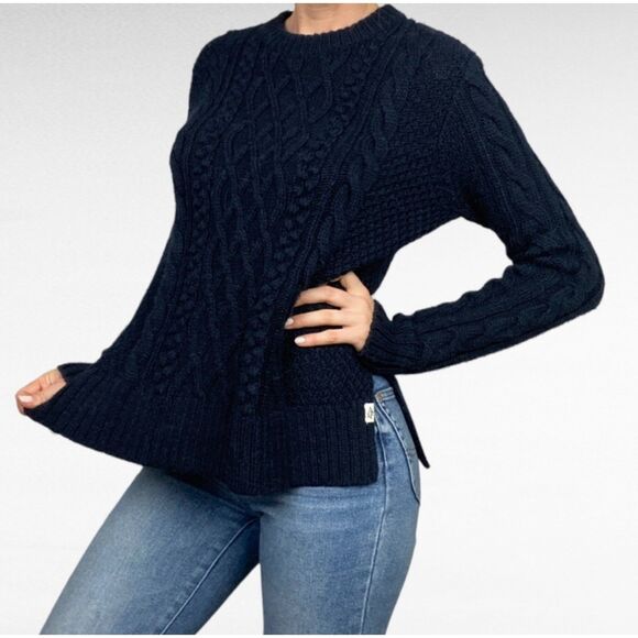 ABERCROMBIE & FITCH Navy Wool/Alpaca Blend Cable Crewneck Sweater, Sz XS - Picture 6 of 10
